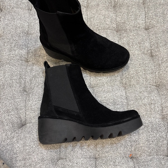 Suede booties - Picture 1 of 2